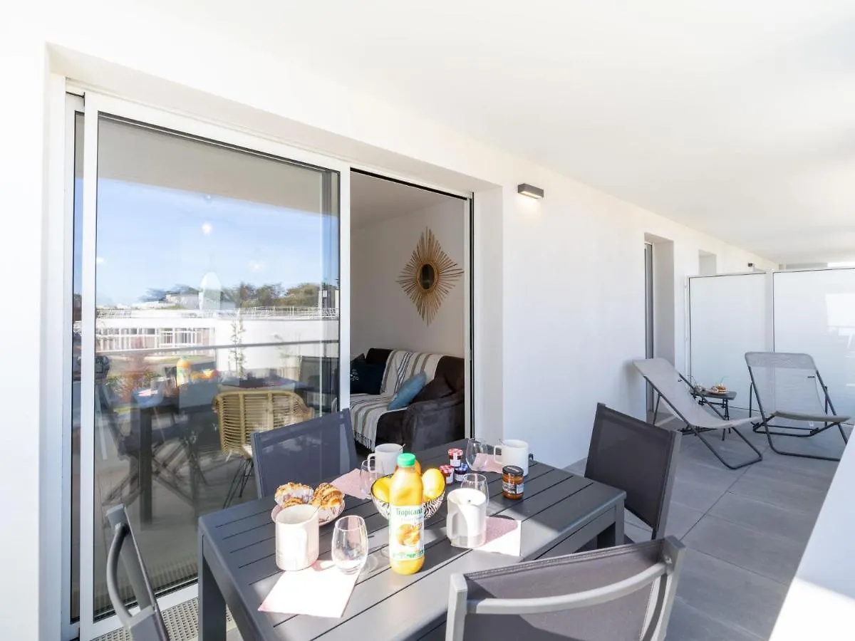 Apartment Passage Saint-Clement By Interhome 퀴베론 프랑스